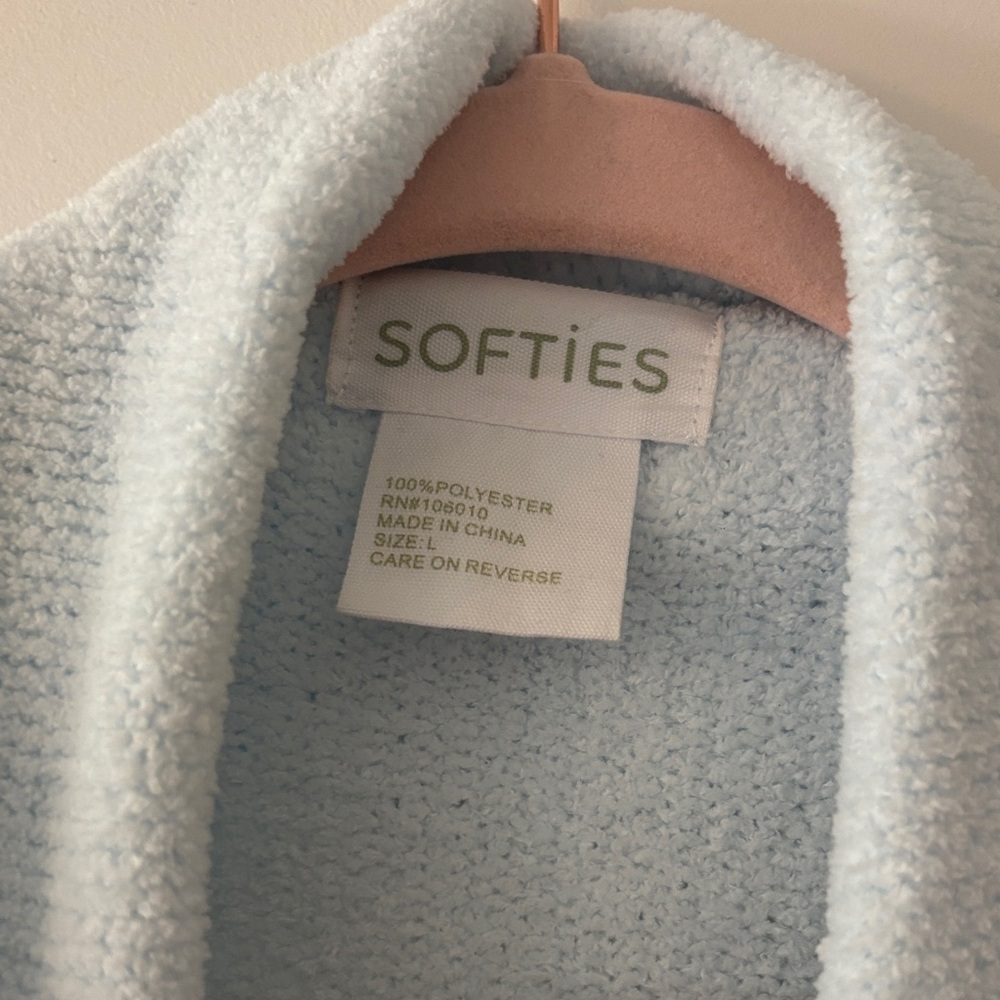 Softies Ruffled Chenille Robe - Large - Picture 2 of 8